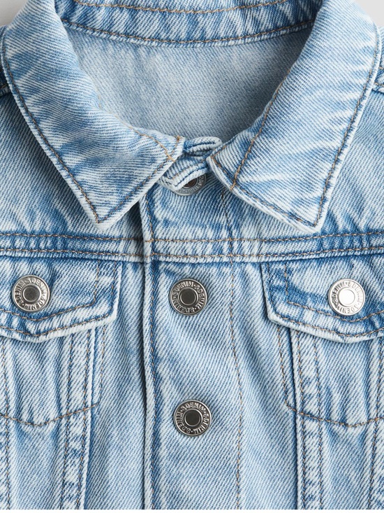H & M Classic Lt Blue Denim Silver Snap Close Fold Collar Trucker Jean Jacket - Picture 3 of 13